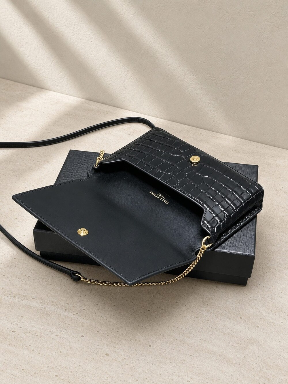Yves Saint Laurent Medium Kate Purse in Crocodile Embossed Black Calfskin - Picture 6 of 7